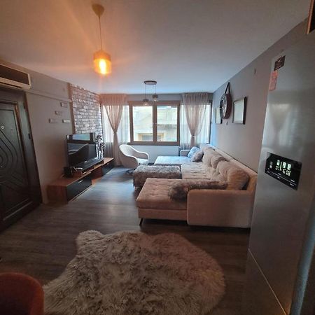Hayat Apartman Apartamento Esmirna Exterior foto